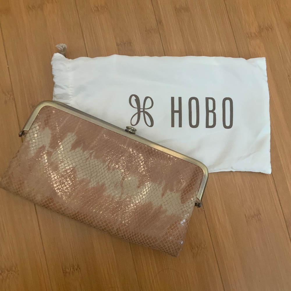 HOBO Lauren Clutch Wallet NWOT